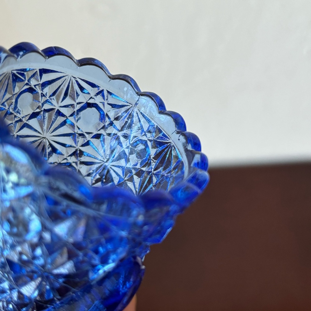 Antique Vintage Fenton Cobalt Blue Glass Daisy Hand Cornucopia Horn Plenty Vase - Picture 7 of 9
